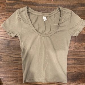 Women’s Green Tight fit top